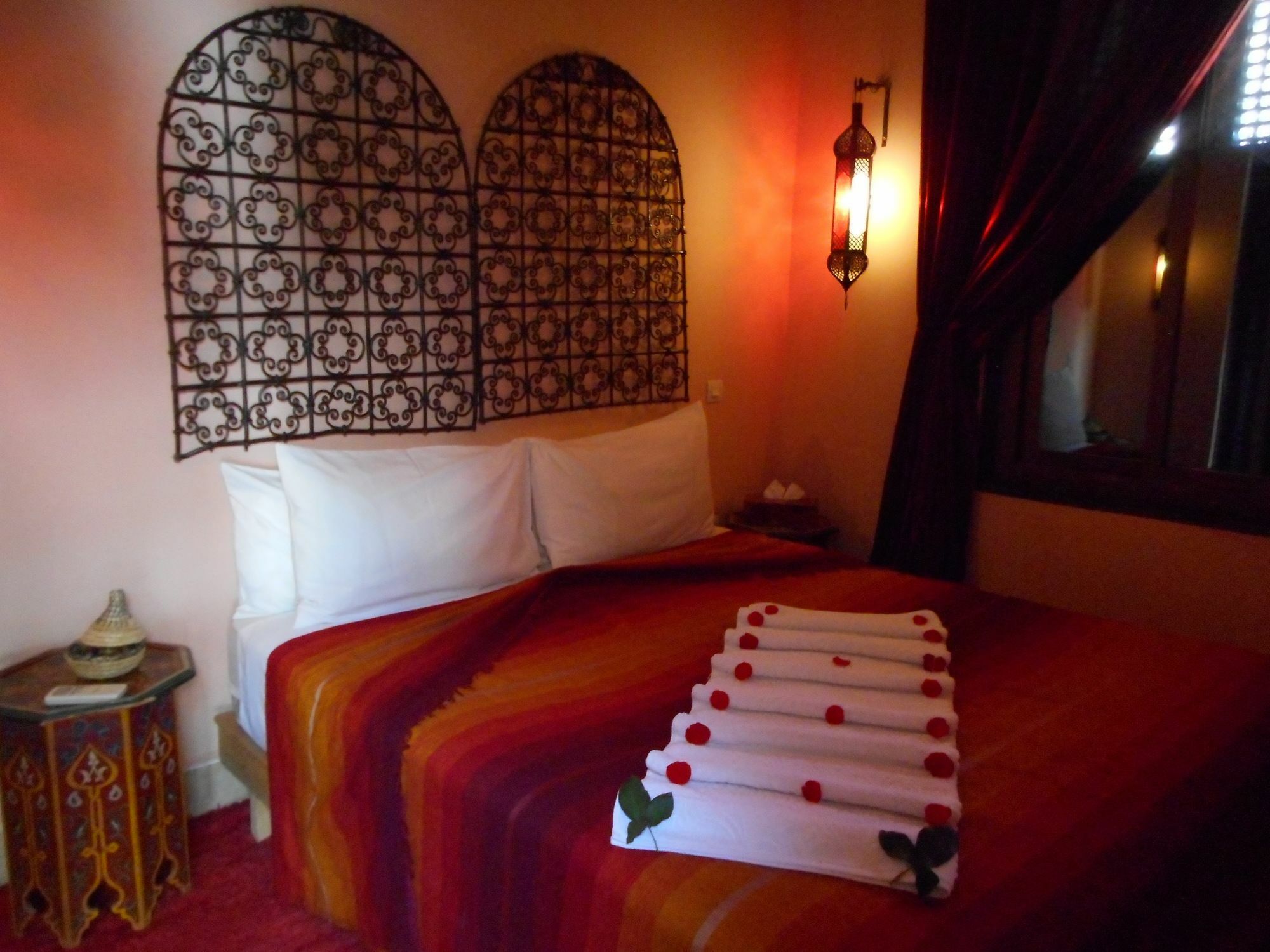 马拉喀什 里亚德雨果摩洛哥传统庭院住宅旅馆酒店 外观 照片